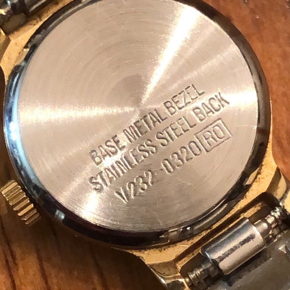 Ladies Lorus Quartz Watch-diamond accent - Picture 6 of 11